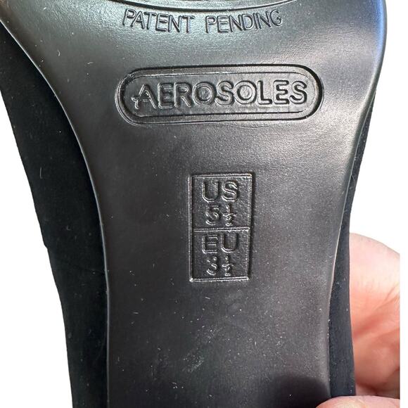 Aerosoles Heelrest Black Suede Round Toe Comfort Stacked 3" Heel sz 5.5 NWOT - Picture 4 of 13